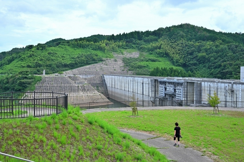 ぶらぶら歩く